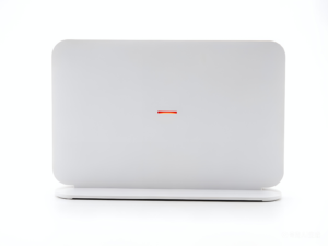 Huawei OptiXstar V173 Front side